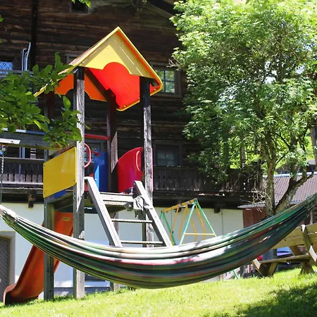 Stöcklgut * Aisdorf